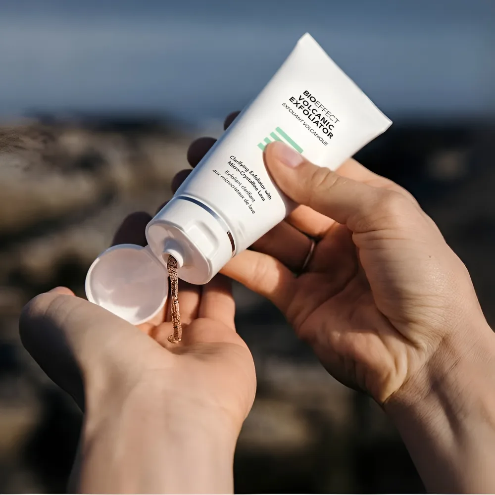 BIOEFFECT Volcanic Exfoliator 60ml - Image 2